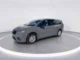 New 2025 Chrysler Pacifica Select image 4