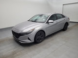 Used 2022 Hyundai Elantra SEL image 2