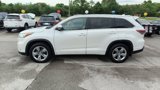 Used 2015 Toyota Highlander Limited Platinum image 2
