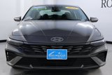 Used 2024 Hyundai Elantra SEL image 2