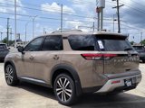 New 2025 Nissan Pathfinder Platinum image 3