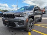 New 2025 Jeep Grand Cherokee Laredo image 3