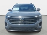 New 2025 Volkswagen Atlas SE image 2