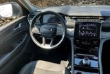Used 2023 Jeep Grand Cherokee L Laredo image 5