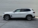 New 2026 BMW X5 xDrive50e image 4