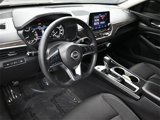 Used 2023 Nissan Altima 2.5 SV image 4