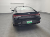 Used 2023 Hyundai Elantra SEL w/ Convenience Package image 6