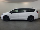 New 2026 Chrysler Pacifica Select image 4