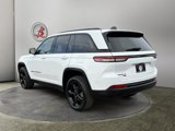 Used 2023 Jeep Grand Cherokee Altitude image 5