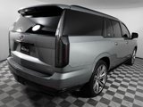 Used 2025 Cadillac Escalade ESV Sport Platinum image 5
