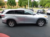 Used 2014 Toyota Highlander Plus image 3
