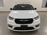 New 2025 Chrysler Pacifica Select image 3