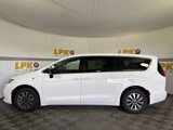 New 2025 Chrysler Pacifica Select image 6