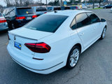 Used 2019 Volkswagen Passat 2.0T Wolfsburg image 3