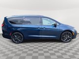 New 2025 Chrysler Pacifica Limited image 5