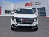 Used 2024 GMC Terrain SLT image 2