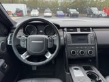 Used 2017 Land Rover Discovery SE image 5