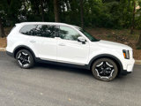 Used 2024 Kia Telluride EX w/ EX Captain's Chair Package image 3