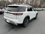 New 2025 Nissan Pathfinder SL w/ SL Premium Package image 5
