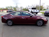 Used 2024 Nissan Altima 2.5 SV image 2