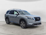 New 2025 Nissan Pathfinder Platinum image 3