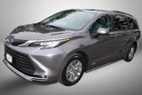 Used 2021 Toyota Sienna XLE image 2