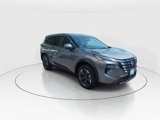 Used 2024 Nissan Rogue SV image 2