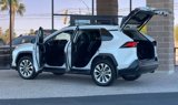 Used 2022 Toyota RAV4 XLE Premium image 6