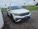 Certified 2024 Volkswagen Tiguan SE image 2