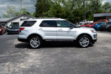 Used 2017 Ford Explorer XLT w/ Equipment Group 202A image 2