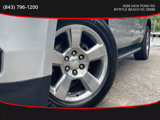 Used 2018 Chevrolet Suburban LT image 3
