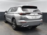 New 2025 Mitsubishi Outlander SE image 3