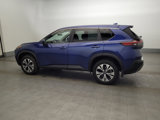 Used 2023 Nissan Rogue SV image 3