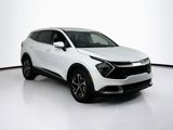 Used 2024 Kia Sportage EX image 3