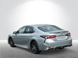 Used 2023 Toyota Camry SE image 4