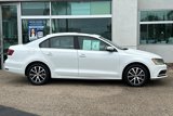 Used 2017 Volkswagen Jetta SE image 3