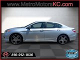 Used 2017 Honda Accord Sport image 2