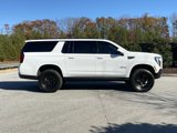 Used 2025 GMC Yukon XL AT4 w/ AT4 Premium Package image 5