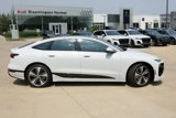 New 2025 Audi A6 e-tron Premium Plus image 2