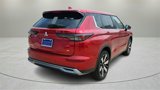 New 2025 Mitsubishi Outlander SE image 3