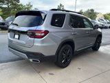 New 2025 Honda Pilot Touring image 5