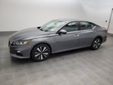 Used 2021 Nissan Altima 2.5 SV image 2