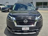 New 2025 Nissan Pathfinder SL image 2