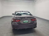 Used 2022 Toyota Camry SE image 6