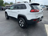 Used 2015 Jeep Cherokee Trailhawk image 6