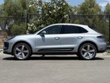 Used 2025 Porsche Macan image 2