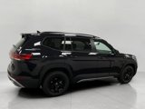 New 2026 Volkswagen Atlas Peak Edition image 2