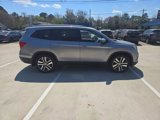 Used 2017 Honda Pilot Touring image 3