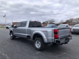 Used 2023 Ford F350 Lariat w/ Lariat Ultimate Package image 3