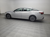 Used 2023 Nissan Altima 2.5 SV image 3